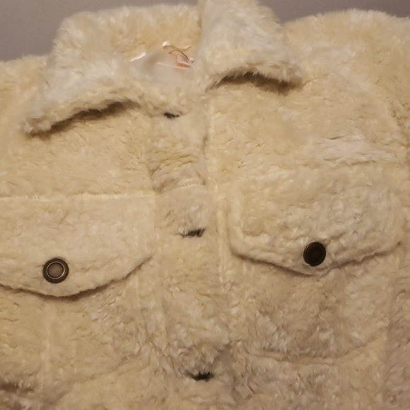 2018 VICTORIA SECRET SHERPA JACKET. - Picture 5 of 6